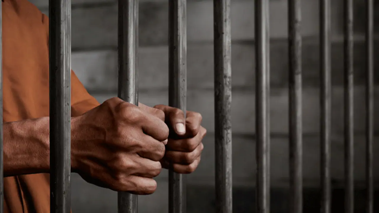 Srinagar: Man acquitted after 23 years of serving jail term, breaks down at parents’ grave