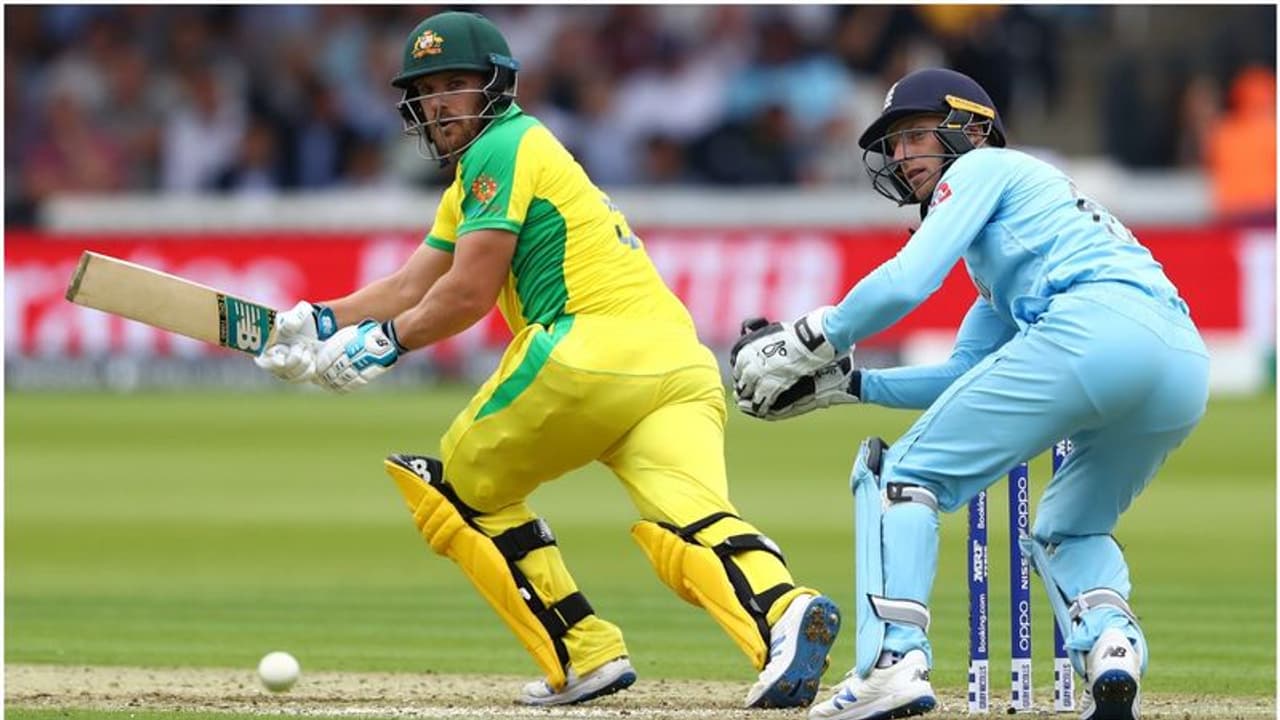 ప్రపంచ కప్: విజృంభించిన ఆసీస్ బౌలర్లు, ఇంగ్లాండు చిత్తు ప్రపంచ కప్: విజృంభించిన ఆసీస్ బౌలర్లు, ఇంగ్లాండు చిత్తు