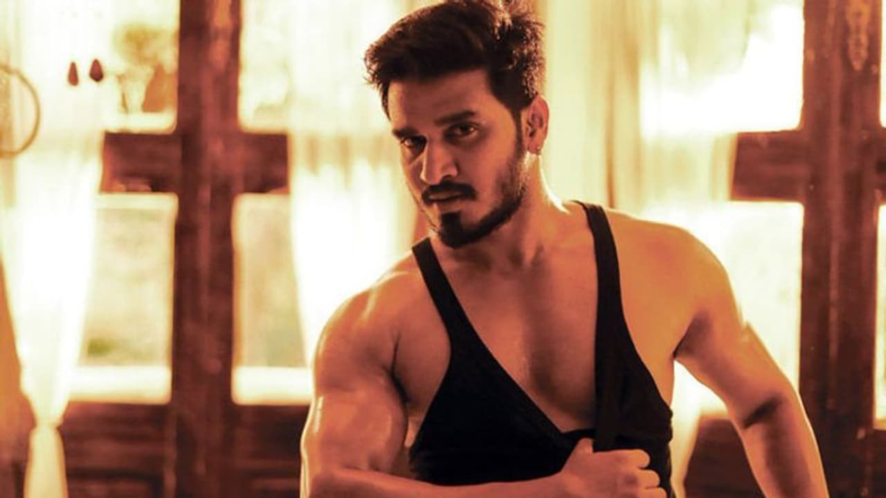 మల్టీప్లెక్స్ లో భారీ రేట్లు.. మండిపడ్డ హీరో నిఖిల్! మల్టీప్లెక్స్ లో భారీ రేట్లు.. మండిపడ్డ హీరో నిఖిల్!