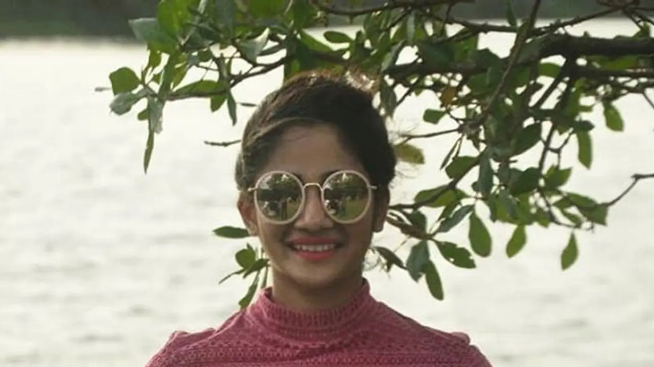 லாஸ்லியா செஞ்ச விஷயத்தை வீடியோ வெளியிட்டு புகழ்ந்து தள்ளிய இளம் ஹீரோ!