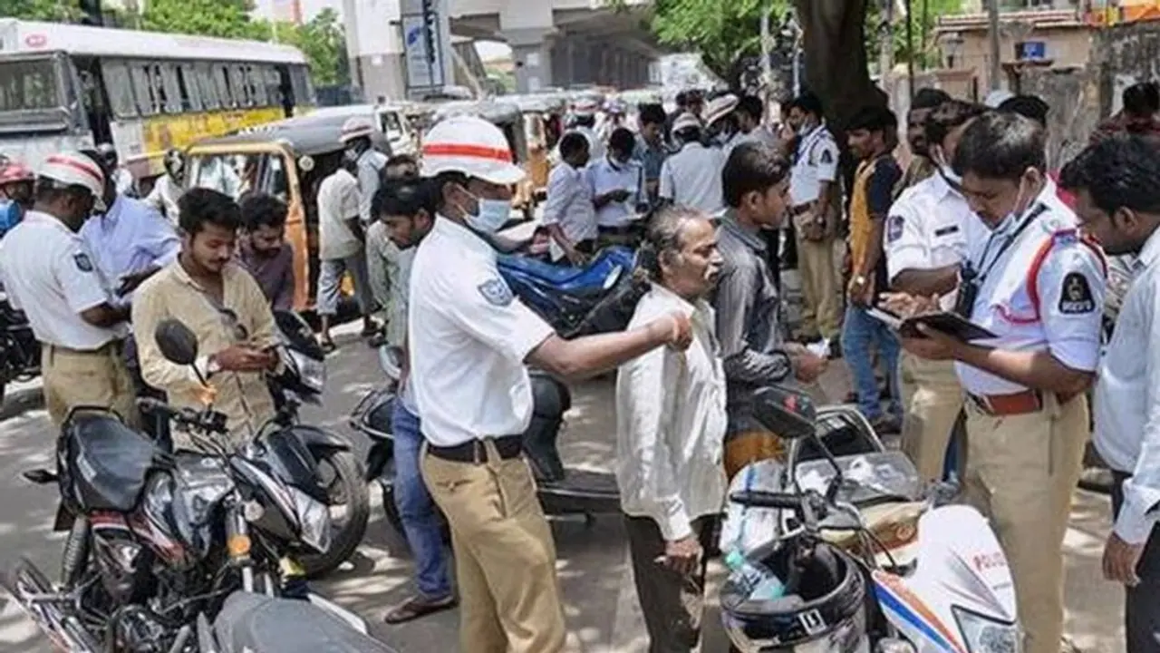 Karnataka: Flouting traffic rules can cost you more from today