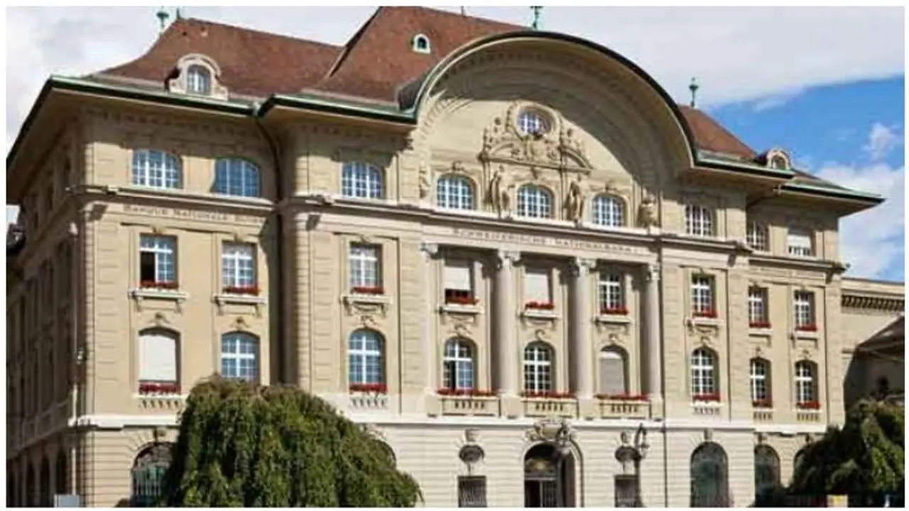 ಭಾರತಕ್ಕೆ ಸಿಗಲಿದೆ ಸ್ವಿಸ್ ಬ್ಯಾಂಕಲ್ಲಿ ಹಣ ಇಟ್ಟಿರೋ ಕಪ್ಪುಕುಳಗಳ ಲಿಸ್ಟ್ ಭಾರತಕ್ಕೆ ಸಿಗಲಿದೆ ಸ್ವಿಸ್ ಬ್ಯಾಂಕಲ್ಲಿ ಹಣ ಇಟ್ಟಿರೋ ಕಪ್ಪುಕುಳಗಳ ಲಿಸ್ಟ್