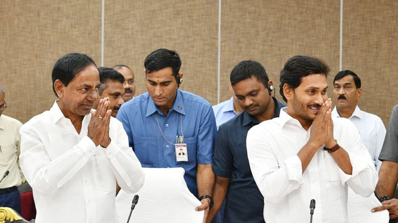 Andhra Pradesh, Telangana chief ministers to once again meet over River Godavari water issues Andhra Pradesh, Telangana chief ministers to once again meet over River Godavari water issues