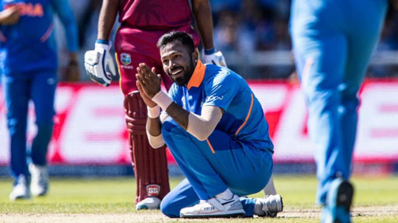 হার্দিককে সেরা বানাতে চান ভারতে কি কাজ খুঁজছেন প্রাক্তন পাক অলরাউন্ডার হার্দিককে সেরা বানাতে চান ভারতে কি কাজ খুঁজছেন প্রাক্তন পাক অলরাউন্ডার