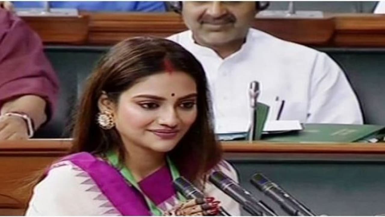 ಜಾತ್ಯಾತೀತ ಭಾರತ ಪ್ರತಿನಿಧಿಸುತ್ತೇನೆಂದ ಸಂಸದೆಗೆ ಸಿಕ್ತು 'ಕೃಷ್ಣ'ನ ವಿಶೇಷ ಆಹ್ವಾನ!