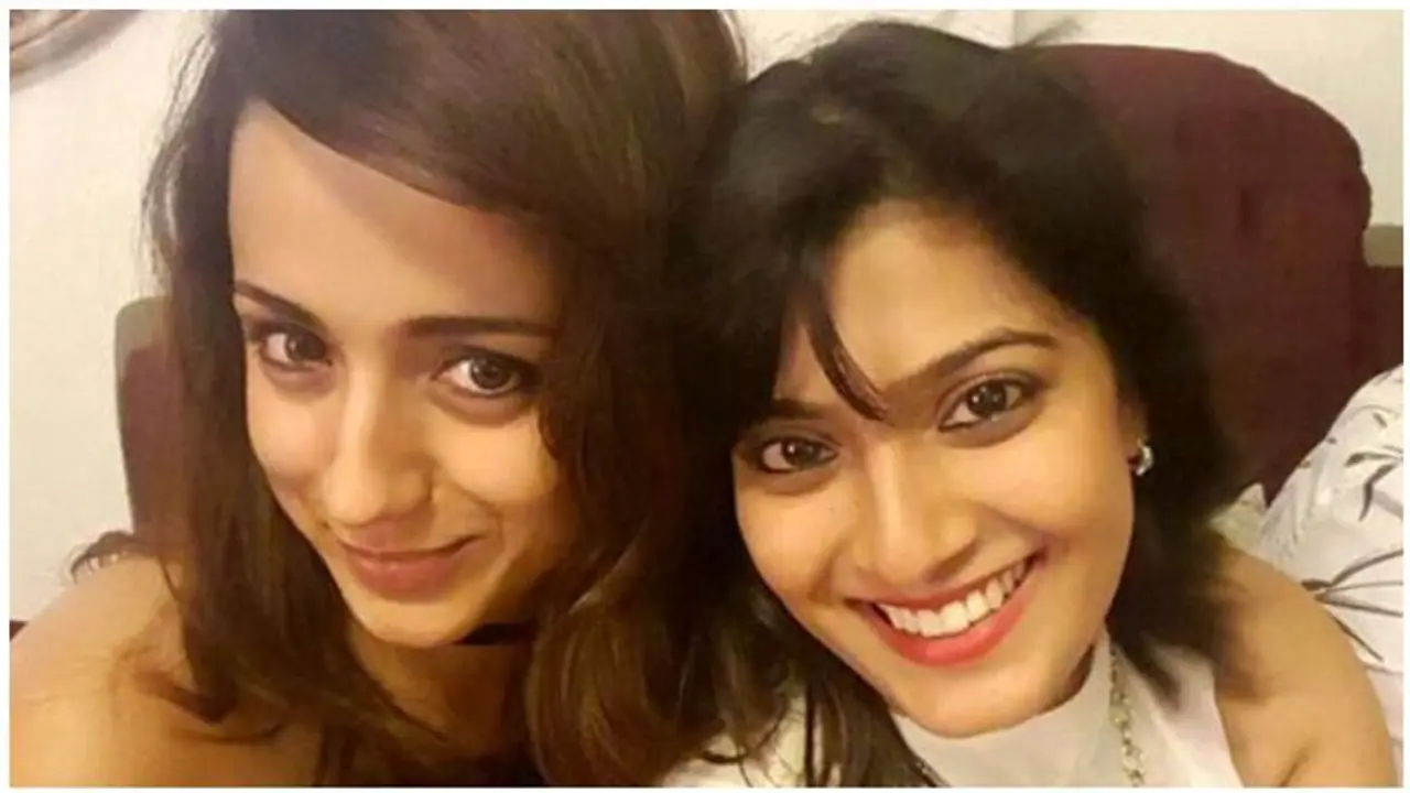 இந்தியா இங்கிலாந்து மேட்ச் பார்க்க லண்டன் பறந்த த்ரிஷா, வரலட்சுமி...டிக்கட் புக் பண்ணின இந்திய வீரர்?...