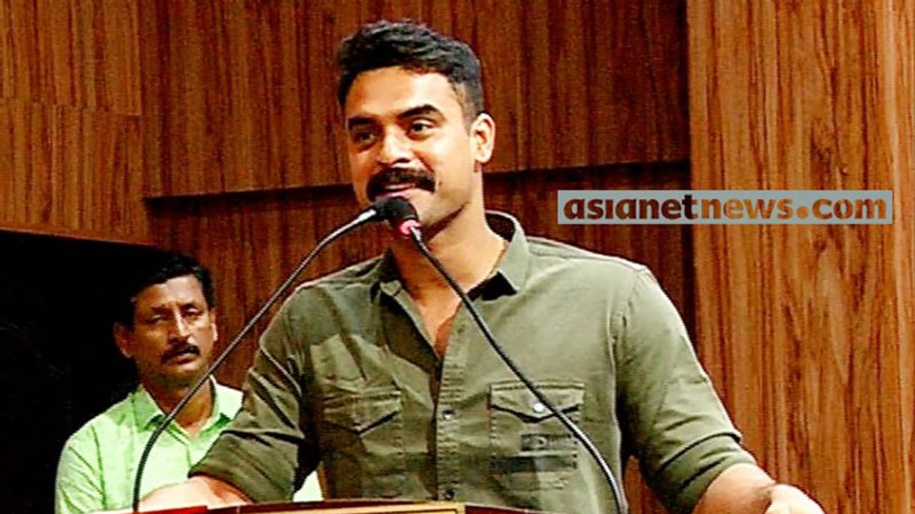 ടൊവീനോ പറഞ്ഞതെന്ത്? പ്രസംഗത്തിന്റെ പൂര്ണരൂപം ടൊവീനോ പറഞ്ഞതെന്ത്? പ്രസംഗത്തിന്റെ പൂര്ണരൂപം