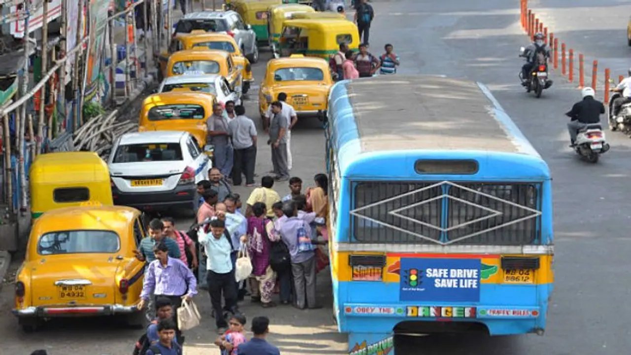 বেসরকারি বাস মিনিবাসের কর মুকুব, নতুন ঘোষণা রাজ্য় সরকারের বেসরকারি বাস মিনিবাসের কর মুকুব, নতুন ঘোষণা রাজ্য় সরকারের