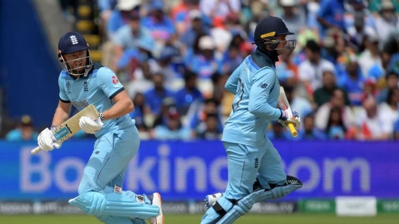 ವಿಶ್ವಕಪ್ 2019: ಭಾರತಕ್ಕೆ 338 ರನ್ ಟಾರ್ಗೆಟ್ ನೀಡಿದ ಇಂಗ್ಲೆಂಡ್ ವಿಶ್ವಕಪ್ 2019: ಭಾರತಕ್ಕೆ 338 ರನ್ ಟಾರ್ಗೆಟ್ ನೀಡಿದ ಇಂಗ್ಲೆಂಡ್