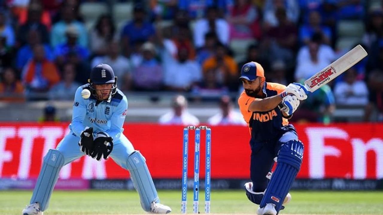 ಸತತ 5 ಅರ್ಧಶತಕ ಸಿಡಿಸಿ ದಾಖಲೆ ಬರೆದ ನಾಯಕ ವಿರಾಟ್ ಕೊಹ್ಲಿ ! ಸತತ 5 ಅರ್ಧಶತಕ ಸಿಡಿಸಿ ದಾಖಲೆ ಬರೆದ ನಾಯಕ ವಿರಾಟ್ ಕೊಹ್ಲಿ !