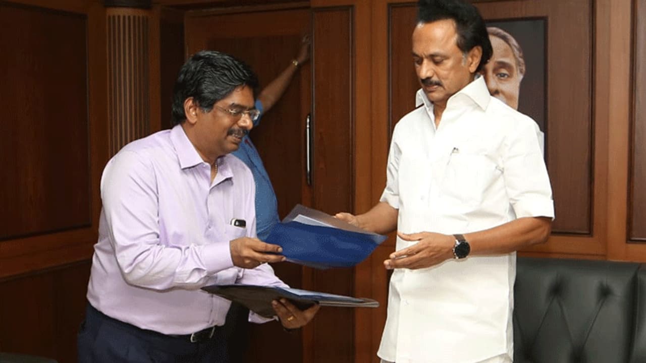 கருணாநிதி சமாதிக்கு இடம் பெற்று தந்தவருக்கு பரிசு..! வில்சன் எம்.பி.யாகும் பின்னணி..! கருணாநிதி சமாதிக்கு இடம் பெற்று தந்தவருக்கு பரிசு..! வில்சன் எம்.பி.யாகும் பின்னணி..!