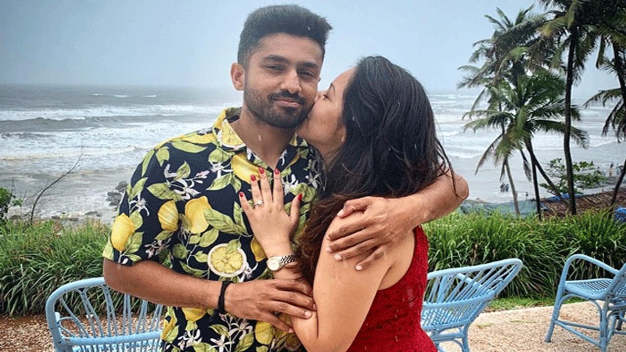 టీం ఇండియా క్రికెటర్ల పెళ్లిళ్ల సీజన్... ఓ ఇంటివాడైన ట్రిపుల్ సెంచరీ హీరో