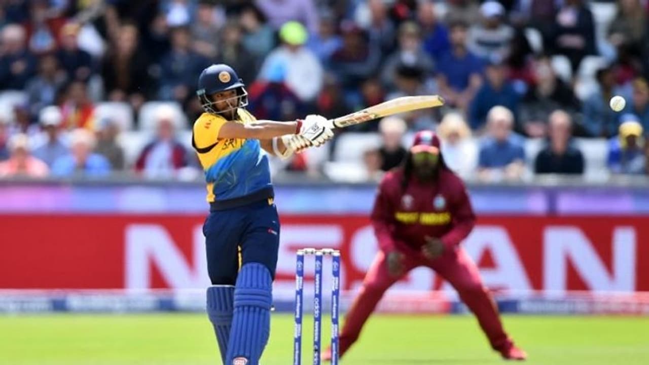 ವಿಶ್ವಕಪ್ 2019: ವೆಸ್ಟ್ ಇಂಡೀಸ್ಗೆ ಬೃಹತ್ ಟಾರ್ಗೆಟ್ ನೀಡಿದ ಲಂಕಾ! ವಿಶ್ವಕಪ್ 2019: ವೆಸ್ಟ್ ಇಂಡೀಸ್ಗೆ ಬೃಹತ್ ಟಾರ್ಗೆಟ್ ನೀಡಿದ ಲಂಕಾ!
