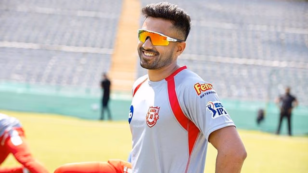 Duleep Trophy 2019: Three Karnataka players included; Bengaluru to host tourney Duleep Trophy 2019: Three Karnataka players included; Bengaluru to host tourney