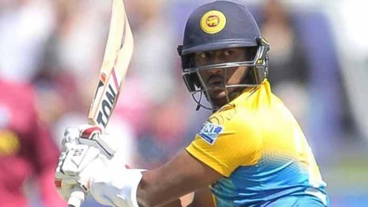 వెస్టిండీస్పై సెంచరీ: లంక యువ ఆటగాడు అరుదైన రికార్డు వెస్టిండీస్పై సెంచరీ: లంక యువ ఆటగాడు అరుదైన రికార్డు