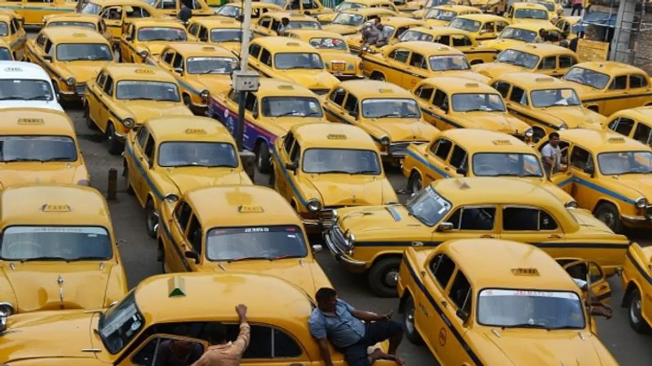 বৃষ্টি মাথায় যাত্রা, ওলা উবের ভ্যানিশ, হলুদ ট্যাক্সি চাইছে ৮০০ টাকা বৃষ্টি মাথায় যাত্রা, ওলা উবের ভ্যানিশ, হলুদ ট্যাক্সি চাইছে ৮০০ টাকা