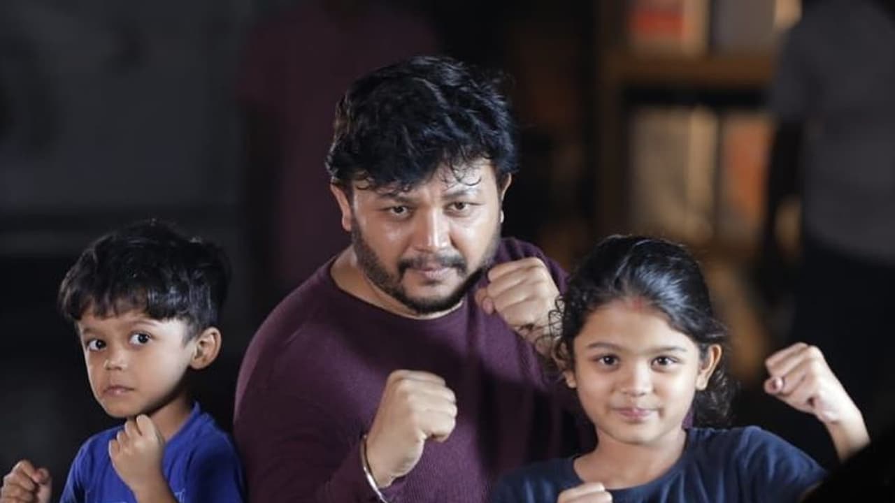 ಕನ್ನಡಪರ ಹೋರಾಟಗಾರನಾದ ಗೋಲ್ಡನ್ ಸ್ಟಾರ್ ‘ಗೀತಾ’! ಕನ್ನಡಪರ ಹೋರಾಟಗಾರನಾದ ಗೋಲ್ಡನ್ ಸ್ಟಾರ್ ‘ಗೀತಾ’!