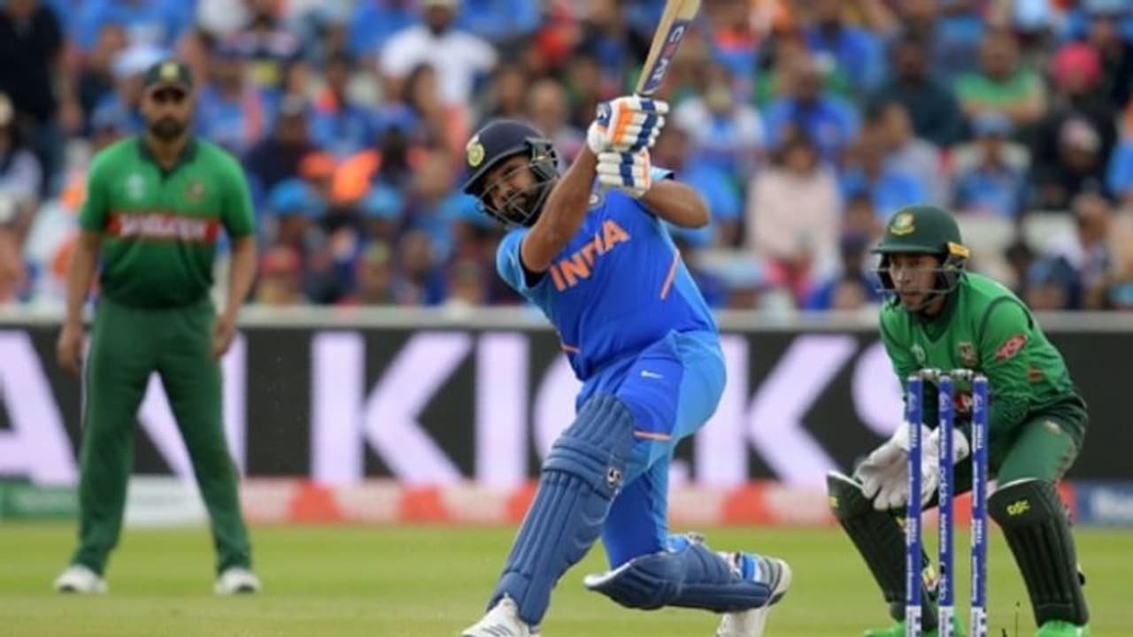 শেষ দশ ওভারে রোহিত রাহুলের ভাল শুরুর জলাঞ্জলি! আশা জাগিয়েও বড় রান হল না ভারতের শেষ দশ ওভারে রোহিত রাহুলের ভাল শুরুর জলাঞ্জলি! আশা জাগিয়েও বড় রান হল না ভারতের