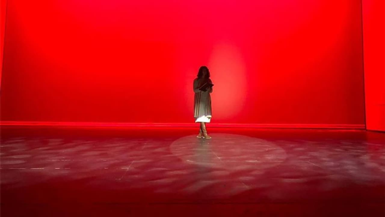 అనుష్క *సైలెన్స్* లుక్: ఎందుకింత సస్పెన్స్ ? అనుష్క *సైలెన్స్* లుక్: ఎందుకింత సస్పెన్స్ ?