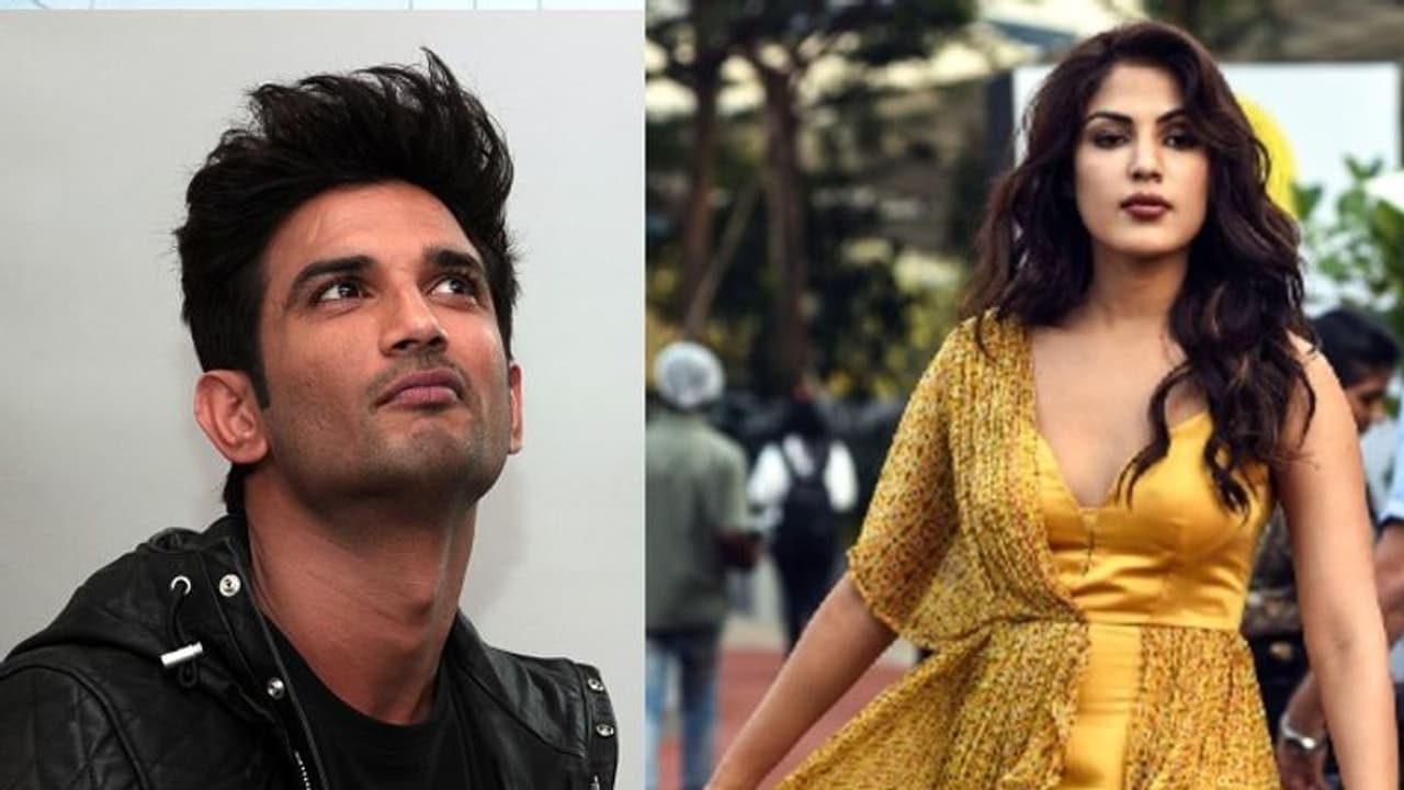 সুশান্ত কি রিয়ার সঙ্গে প্রেমে মজেছেন! বি টাউনে জল্পনা তুঙ্গে