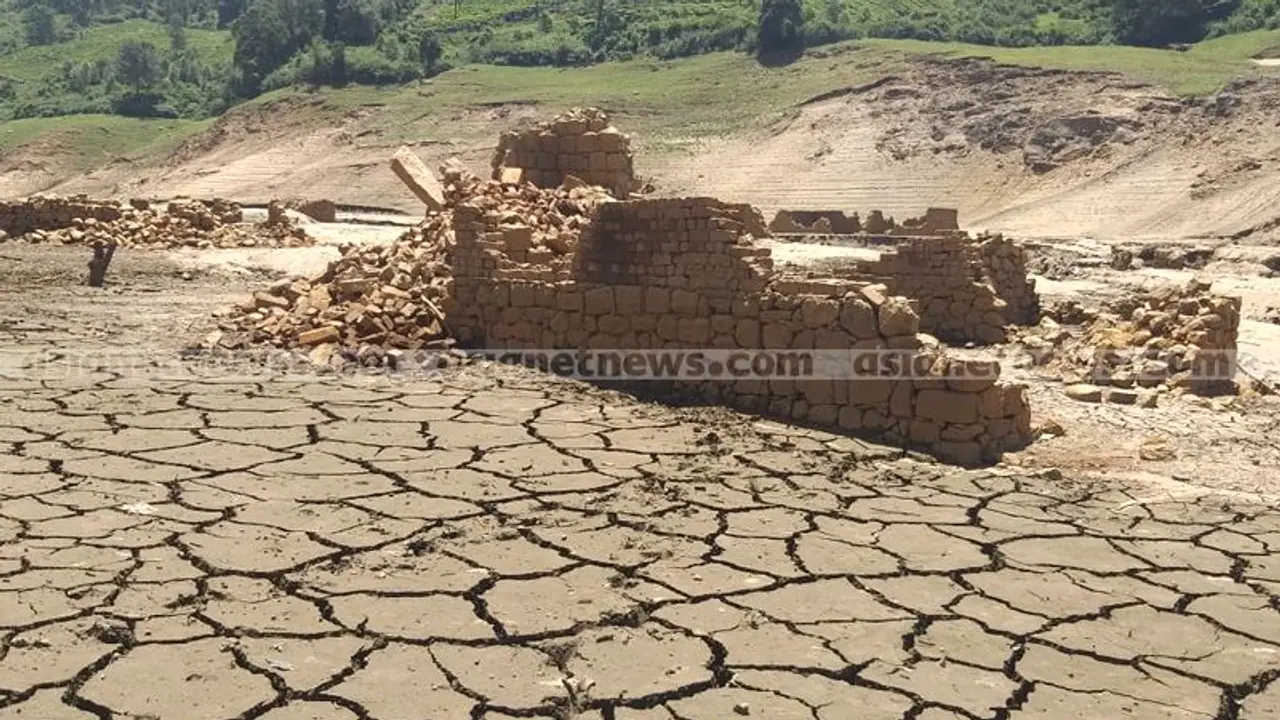 Karnataka's Monsoon Delay: 508 lakes in the state have gone dry Karnataka's Monsoon Delay: 508 lakes in the state have gone dry