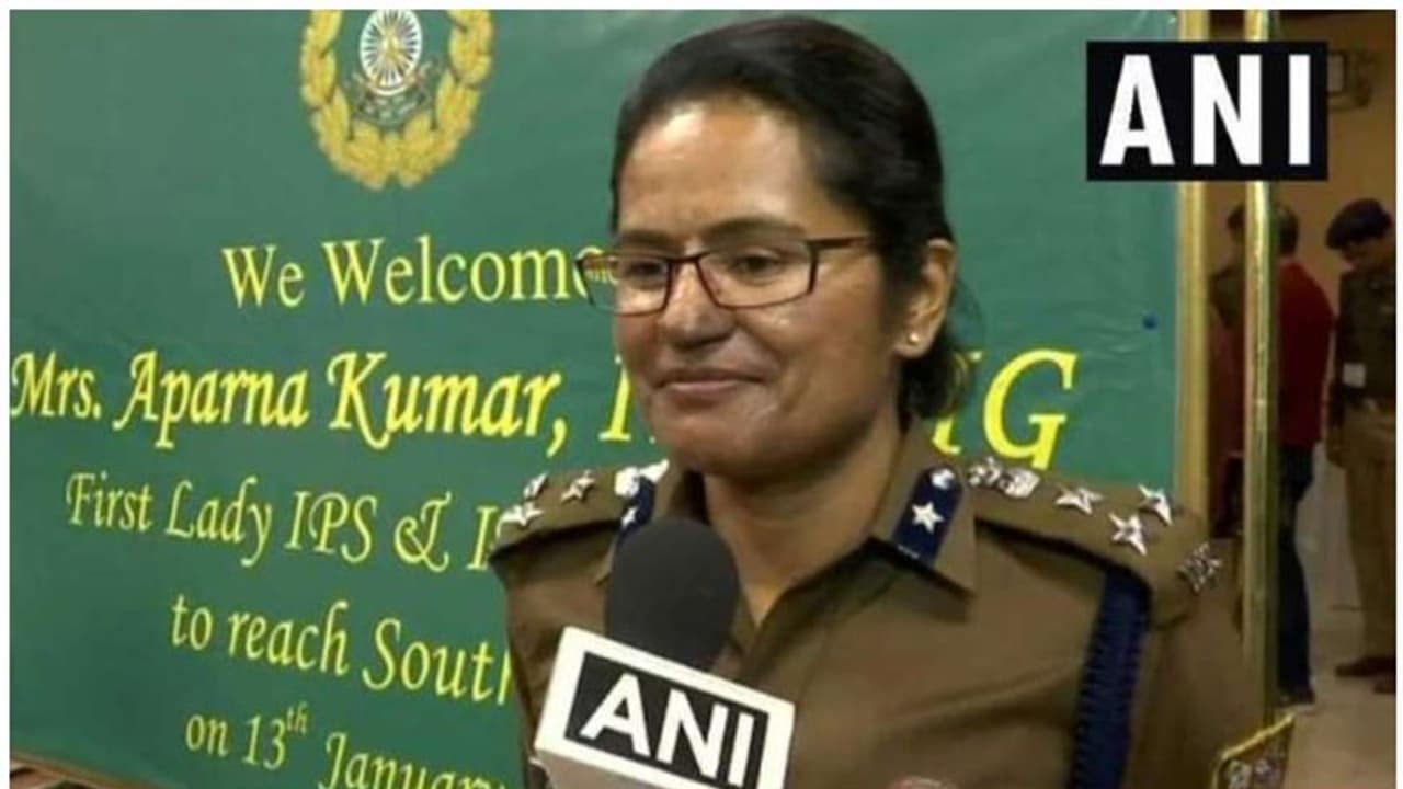 'ഉയരത്തെ തോല്പ്പിച്ച പെണ്കരുത്ത്'; ഏഴുകൊടുമുടികളും കീഴടക്കിയ ആദ്യ വനിതാ ഐപിഎസ് ഓഫീസര് 'ഉയരത്തെ തോല്പ്പിച്ച പെണ്കരുത്ത്'; ഏഴുകൊടുമുടികളും കീഴടക്കിയ ആദ്യ വനിതാ ഐപിഎസ് ഓഫീസര്