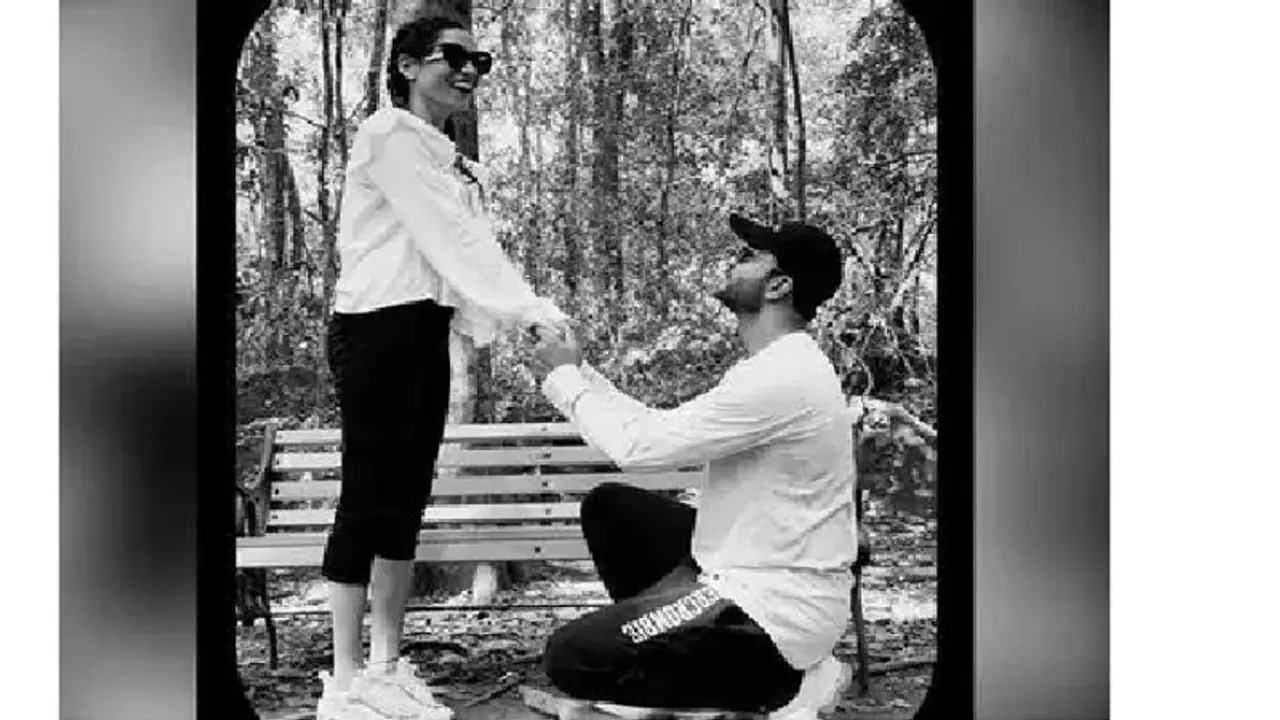 सोशल मीडिया पर सामने आया अंकिता लोखंडे की प्रेम कहानी का 'ट्रेलर' सोशल मीडिया पर सामने आया अंकिता लोखंडे की प्रेम कहानी का 'ट्रेलर'