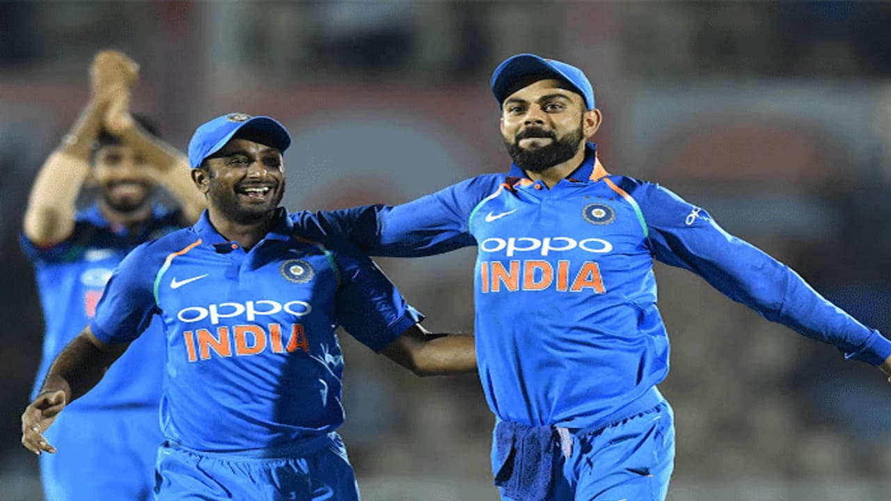 హెచ్సీఏకు అంబటి రాయుడు లేఖ... రిటైర్మెంట్ పై వివరణ హెచ్సీఏకు అంబటి రాయుడు లేఖ... రిటైర్మెంట్ పై వివరణ