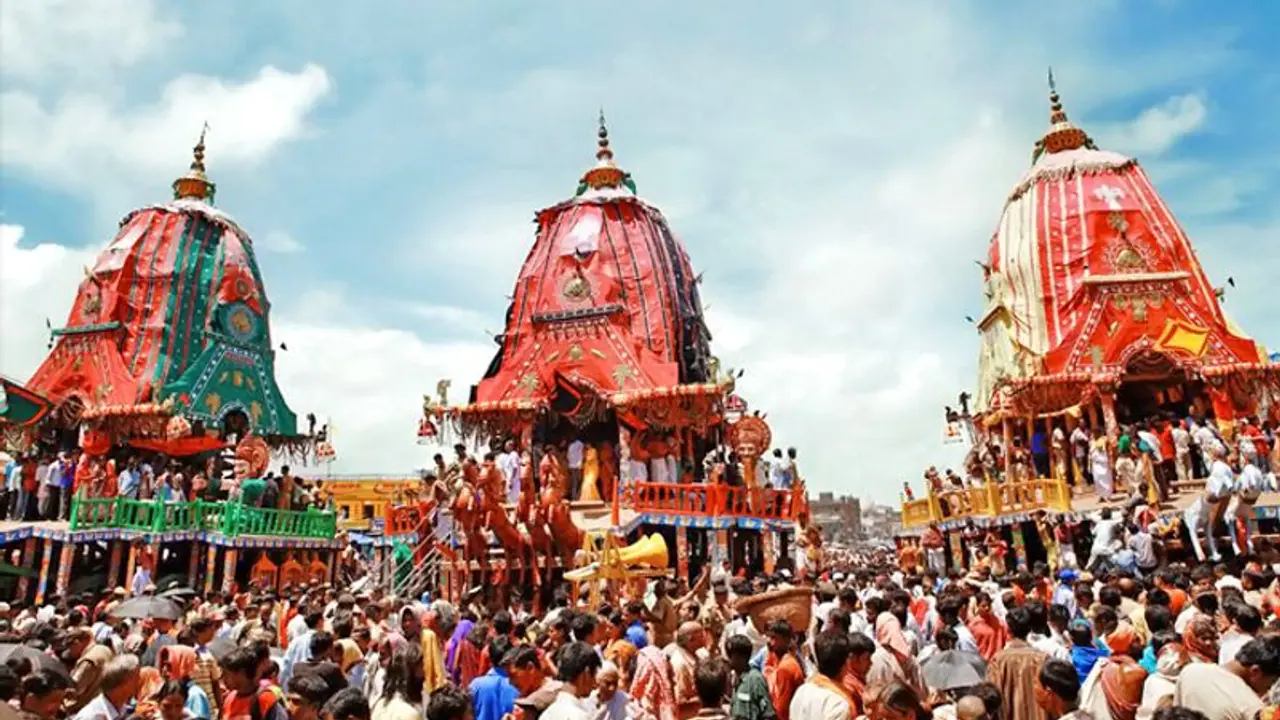 FACT : इस खास लकड़ी से बनती है भगवान जगन्नाथ की प्रतिमा, पेड़ के नजदीक श्मशान होना है जरूरी FACT : इस खास लकड़ी से बनती है भगवान जगन्नाथ की प्रतिमा, पेड़ के नजदीक श्मशान होना है जरूरी