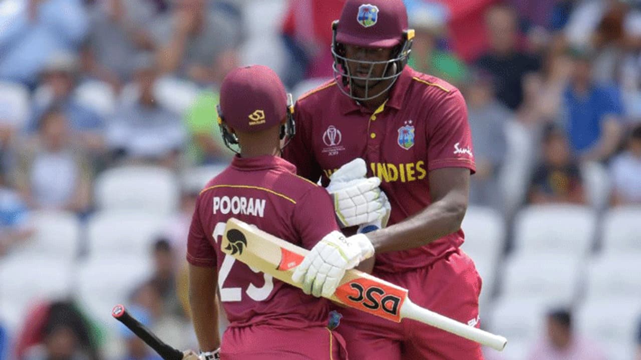 ஆரம்பத்தில் கட்டுப்படுத்திய ஆப்கானிஸ்தான்.. கடைசி அடித்து நொறுக்கிய வெஸ்ட் இண்டீஸ்..! ஆரம்பத்தில் கட்டுப்படுத்திய ஆப்கானிஸ்தான்.. கடைசி அடித்து நொறுக்கிய வெஸ்ட் இண்டீஸ்..!