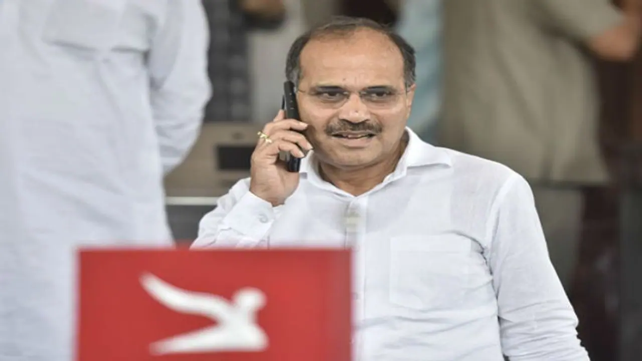 'নতুন বোতলে পুরনো মদ', নির্মলার বাজেটকে কটাক্ষ অধীরের