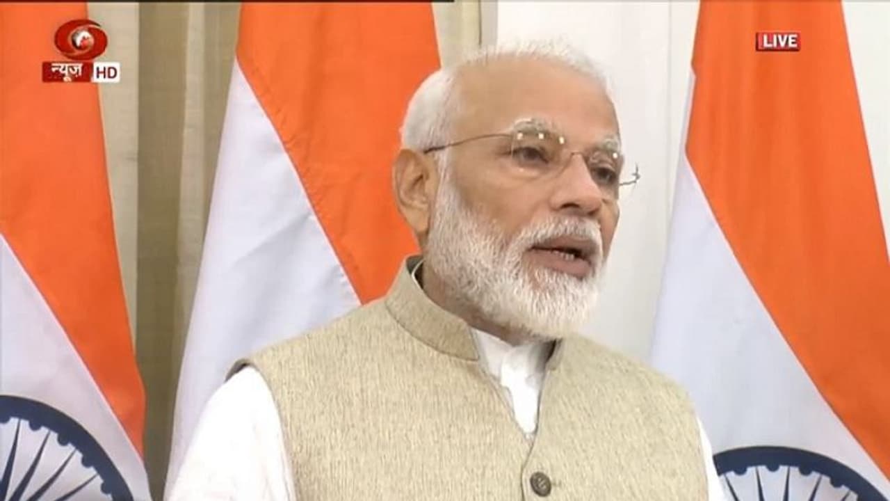 ನಿರ್ಮಲಾ ಬಜೆಟ್'ಗೆ ಮೋದಿ ಪ್ರತಿಕ್ರಿಯೆ: ನವಭಾರತ ನಿರ್ಮಾಣಕ್ಕೆ ಪ್ರಕ್ರಿಯೆ! ನಿರ್ಮಲಾ ಬಜೆಟ್'ಗೆ ಮೋದಿ ಪ್ರತಿಕ್ರಿಯೆ: ನವಭಾರತ ನಿರ್ಮಾಣಕ್ಕೆ ಪ್ರಕ್ರಿಯೆ!