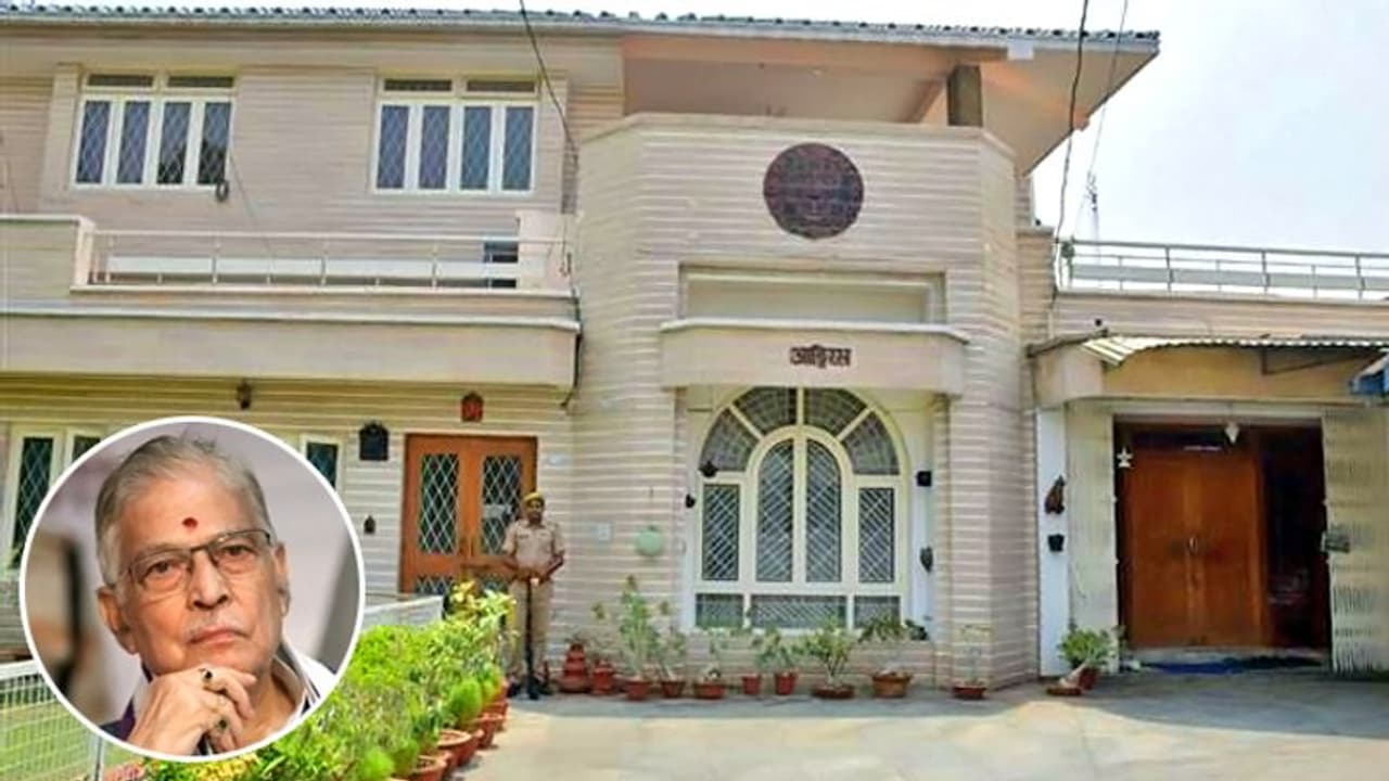 बिका बीजेपी नेता का बंगला, बिकने से पहले चार टुकड़ों में बंटा बिका बीजेपी नेता का बंगला, बिकने से पहले चार टुकड़ों में बंटा