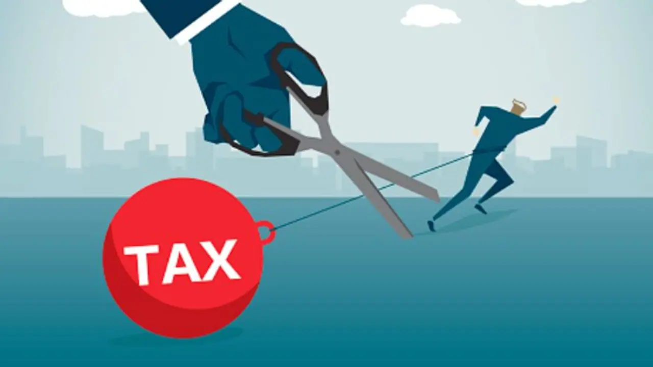 ২৬ বছর বয়স পর্যন্ত আয়কর দিতে হবে না আয়কর, নয়া আইন প্রণয়নের পথে এদেশের সরকার