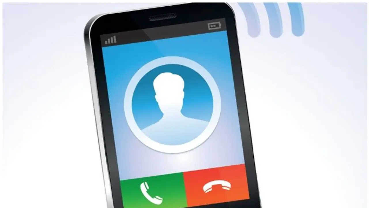 ஹலோ .. நான் கலெக்டர் பேசுறேன்... பணம் போட்டு விடுங்க மோசடியில் ஈடுபட்ட கும்பல் !!