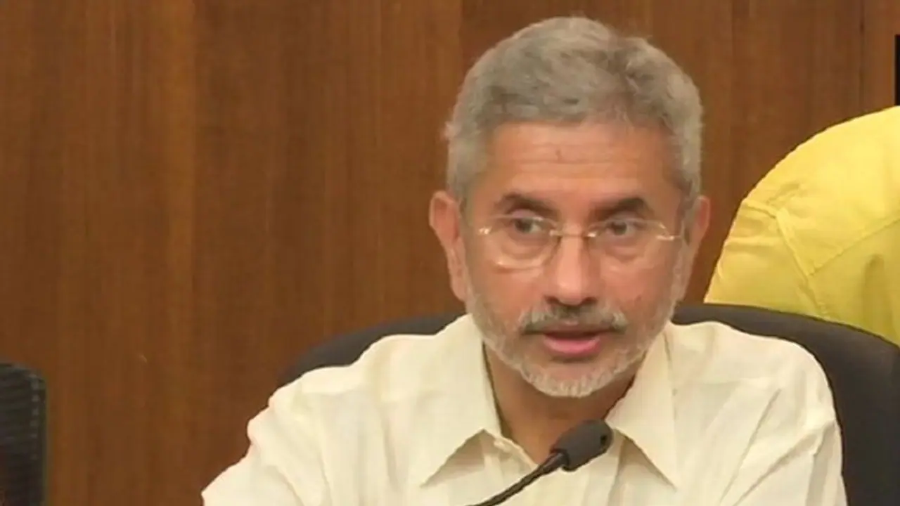 Ukraine Crisis: ರಕ್ತ ಹರಿಸೋದ್ರಿಂದ ಸಮಸ್ಯೆ ಬಗೆಹರಿಯಲ್ಲ, ಲೋಕಸಭೆಯಲ್ಲಿ ಸಚಿವ ಜೈಶಂಕರ್! Ukraine Crisis: ರಕ್ತ ಹರಿಸೋದ್ರಿಂದ ಸಮಸ್ಯೆ ಬಗೆಹರಿಯಲ್ಲ, ಲೋಕಸಭೆಯಲ್ಲಿ ಸಚಿವ ಜೈಶಂಕರ್!