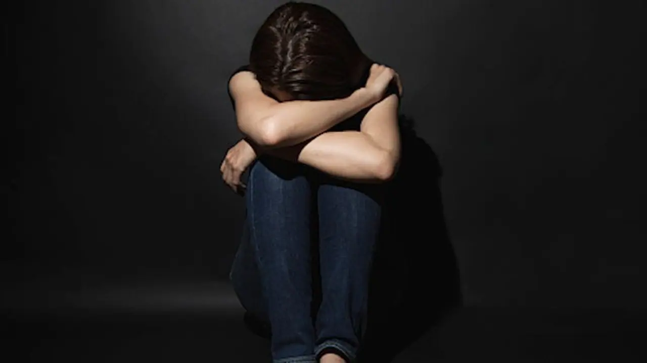 ರೈಲಿನಲ್ಲಿ ಲೈಂಗಿಕ ಶೋಷಣೆಯಾದ್ರೆ ಏನು ಮಾಡ್ಬೇಕು? ಓದಲೇಬೇಕಾದ ಸುದ್ದಿ