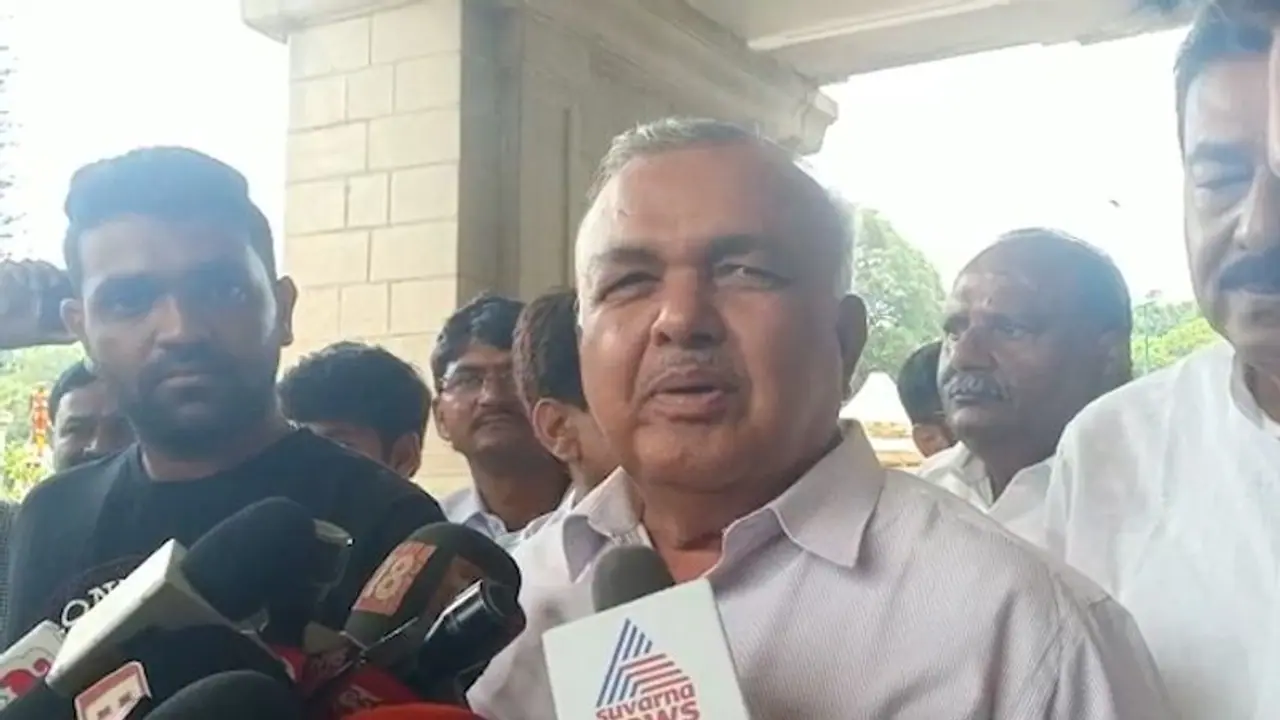 ನಕ್ಷೆ ಉಲ್ಲಂಘಿಸಿ ಕಟ್ಟಡ ನಿರ್ಮಿಸಿದ ಮಾಲೀಕರಿಗೆ ನೋಟಿಸ್‌ ಬೇಡ: ರೆಡ್ಡಿ