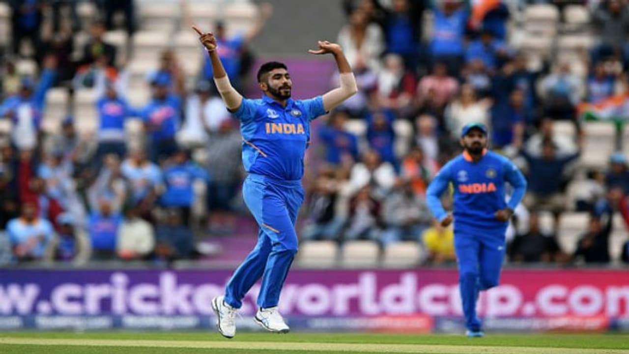 সেমিফাইনালের আগে শীর্ষে থাকার লড়াই এ আজ ভারত, প্রতিপক্ষ শ্রীলঙ্কা সেমিফাইনালের আগে শীর্ষে থাকার লড়াই এ আজ ভারত, প্রতিপক্ষ শ্রীলঙ্কা