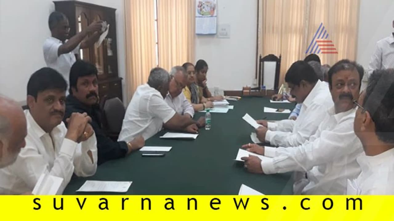 ಸಾಮೂಹಿಕ ರಾಜೀನಾಮೆಯಲ್ಲಿ ಬಿಜೆಪಿ ಕೈವಾಡ ಇಲ್ಲ: ಜೆಡಿಎಸ್ ಮುಖಂಡ!