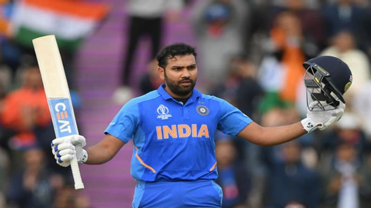 विश्व कप क्रिकेट: रोहित शर्मा ने की क्रिकेट के भगवान की बराबरी विश्व कप क्रिकेट: रोहित शर्मा ने की क्रिकेट के भगवान की बराबरी