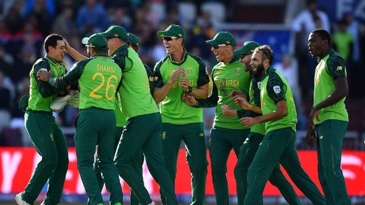 టీమిండియా కోసం నిద్రాహారాలు మానేశాం...: సౌతాఫ్రికా మేనేజ్మెంట్ టీమిండియా కోసం నిద్రాహారాలు మానేశాం...: సౌతాఫ్రికా మేనేజ్మెంట్