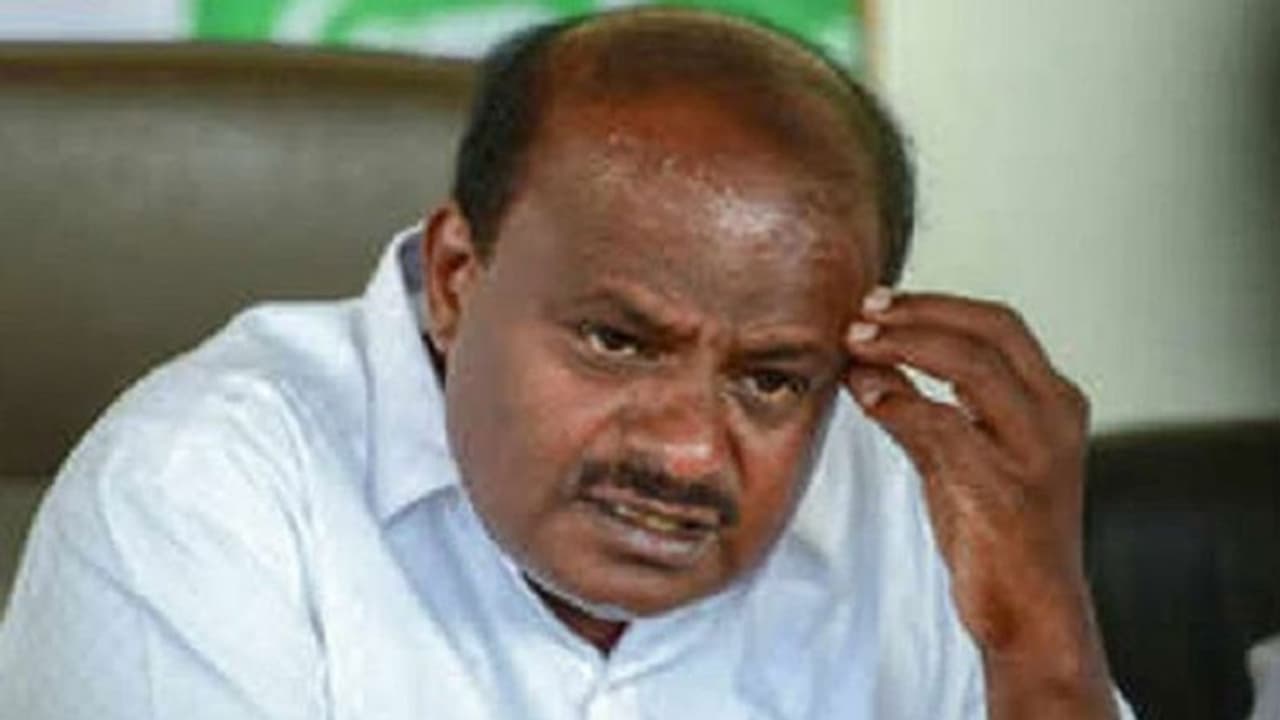 ராஜ்யசபா தேர்தலில் எம்எல்ஏவை தட்டிதூக்கிய காங்கிரஸ்.. பாஜகவின் பி டீம் காங்கிரஸே.. கொந்தளிக்கும் குமாரசாமி!