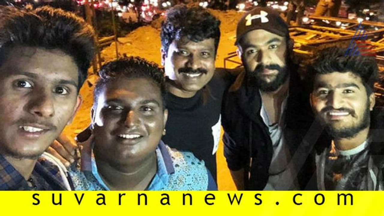 ಟಿಕ್ಟಾಕ್ ಸ್ಟಾರ್ಗಳಿಗೆ ಡೈರೆಕ್ಟರ್ ಪ್ರೇಮ್ ಚಿತ್ರದಲ್ಲಿ ಅವಕಾಶ! ಟಿಕ್ಟಾಕ್ ಸ್ಟಾರ್ಗಳಿಗೆ ಡೈರೆಕ್ಟರ್ ಪ್ರೇಮ್ ಚಿತ್ರದಲ್ಲಿ ಅವಕಾಶ!