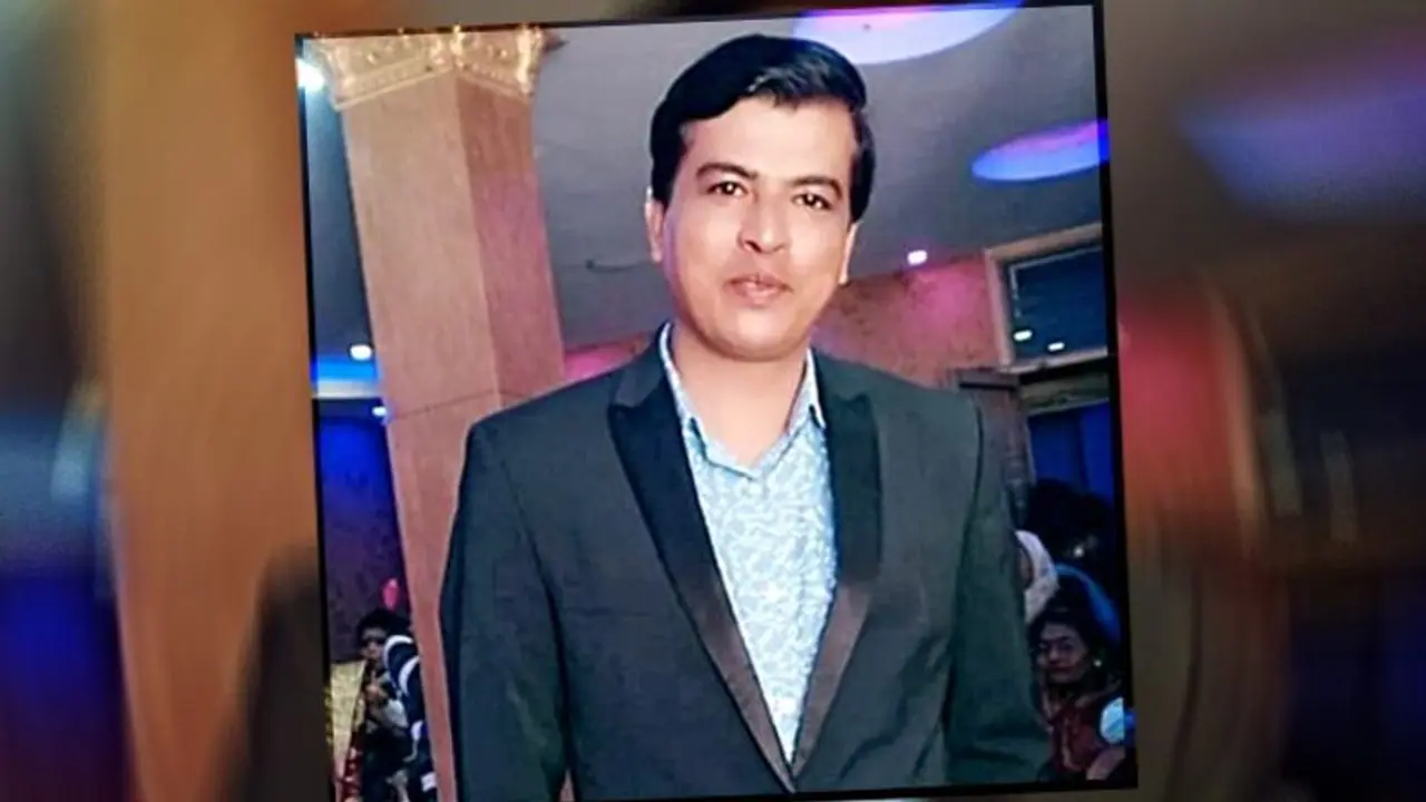 প্রেমিকার নাবালিকা মেয়েকে নির্যাতন, মুর্শিদাবাদে গ্রেফতার তৃণমূলের যুব নেতা প্রেমিকার নাবালিকা মেয়েকে নির্যাতন, মুর্শিদাবাদে গ্রেফতার তৃণমূলের যুব নেতা