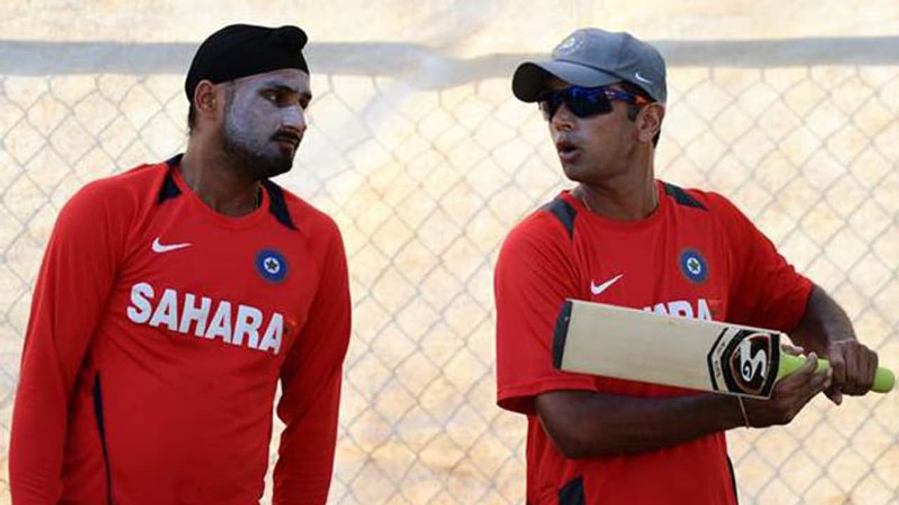 ദ്രാവിഡിന്റെ തുറന്നുപറച്ചില്; അന്ന് ഹര്ഭജനുമായി ഒരു പ്രശ്നമുണ്ടായിരുന്നു ദ്രാവിഡിന്റെ തുറന്നുപറച്ചില്; അന്ന് ഹര്ഭജനുമായി ഒരു പ്രശ്നമുണ്ടായിരുന്നു