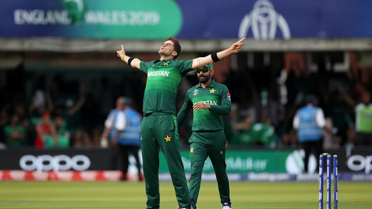 ടി20 ലോകകപ്പ്: ഇന്ത്യക്കെതിരെ ഷഹീന് ഷാ അഫ്രീദി കളിക്കും; നിര്ണായക സ്ഥിരീകരണം ടി20 ലോകകപ്പ്: ഇന്ത്യക്കെതിരെ ഷഹീന് ഷാ അഫ്രീദി കളിക്കും; നിര്ണായക സ്ഥിരീകരണം