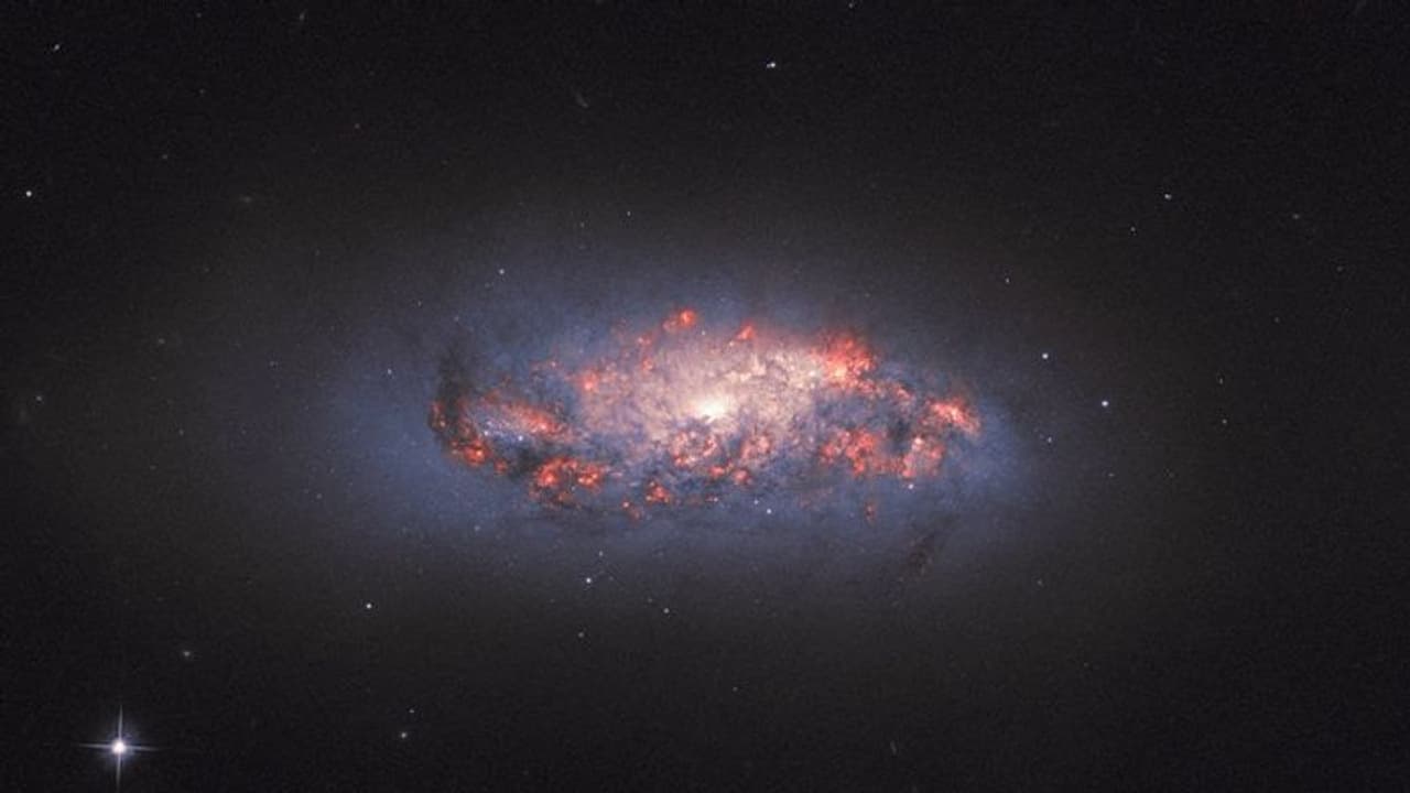 ನಕ್ಷತ್ರದ ಹುಟ್ಟು ಅದೆಷ್ಟು ಸುಂದರ: ಗ್ಯಾಲಕ್ಸೀಯೇ ಇವಕ್ಕೆಲ್ಲಾ ಮಂದಿರ!