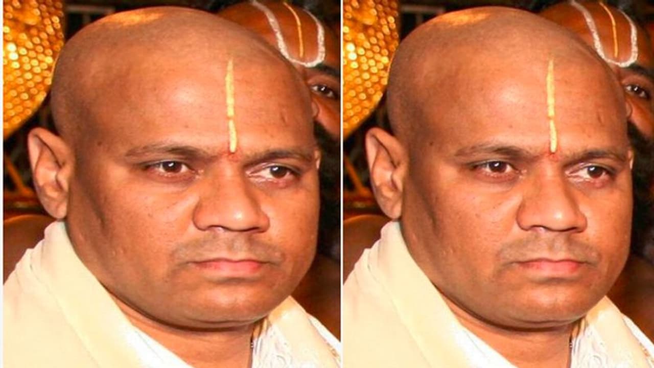 సీఎం జగన్ టీంలోకి మరో ఉన్నతాధికారి: డిప్యూటేషన్ పై ఏపీకి ధర్మారెడ్డి సీఎం జగన్ టీంలోకి మరో ఉన్నతాధికారి: డిప్యూటేషన్ పై ఏపీకి ధర్మారెడ్డి