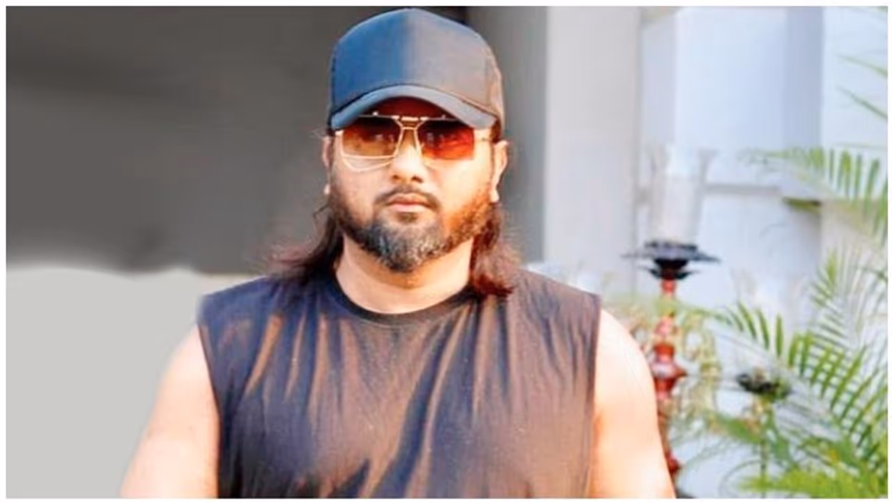 Singer Honey Singh issued non bailable warrant for failing to appear in court